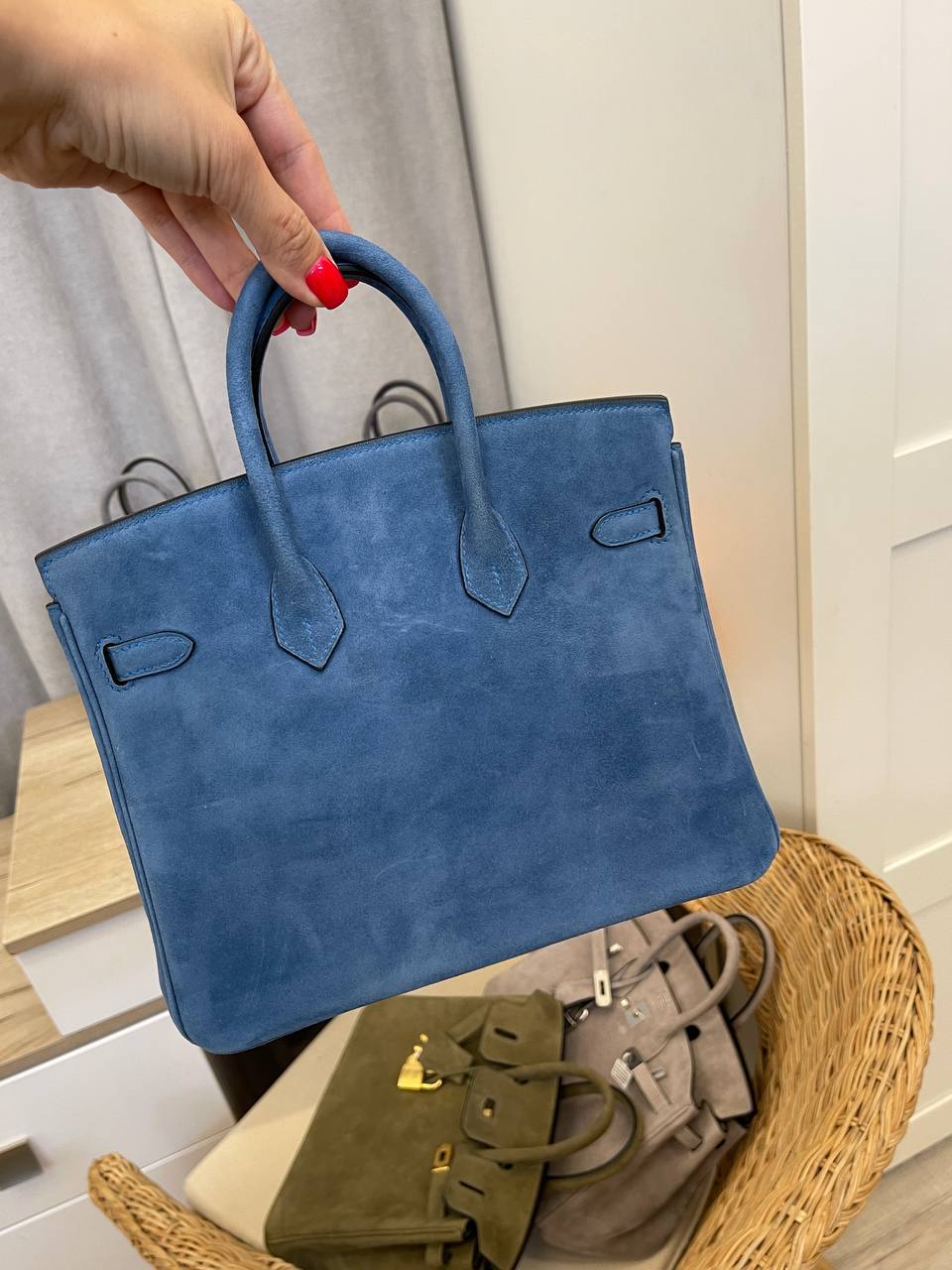 Трендовая женская сумка Birkin 25 PHW, Hermes BP-52490 Трендовая женская сумка Birkin 25 PHW, Hermes BP-52490