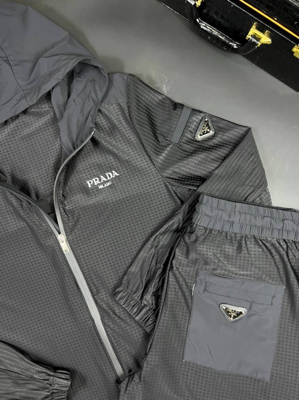 Спортивный костюм Prada BP-12972 Спортивный костюм Prada BP-12972