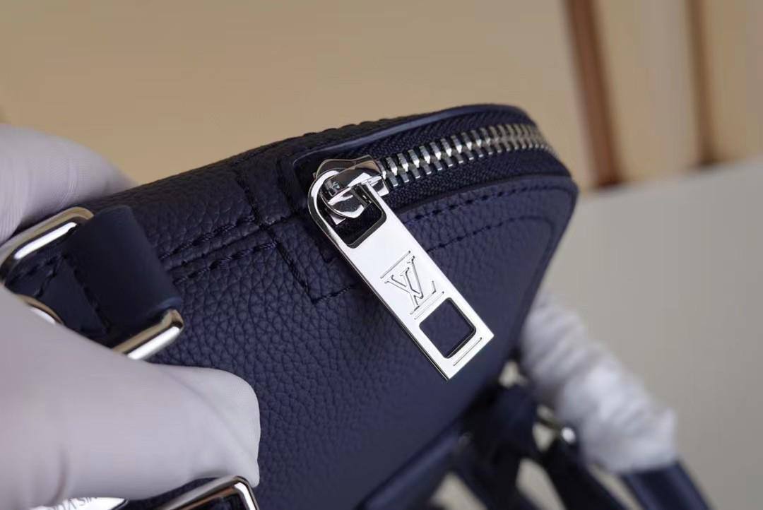 Портфель стильный Louis Vuitton BP-40467 Портфель стильный Louis Vuitton BP-40467