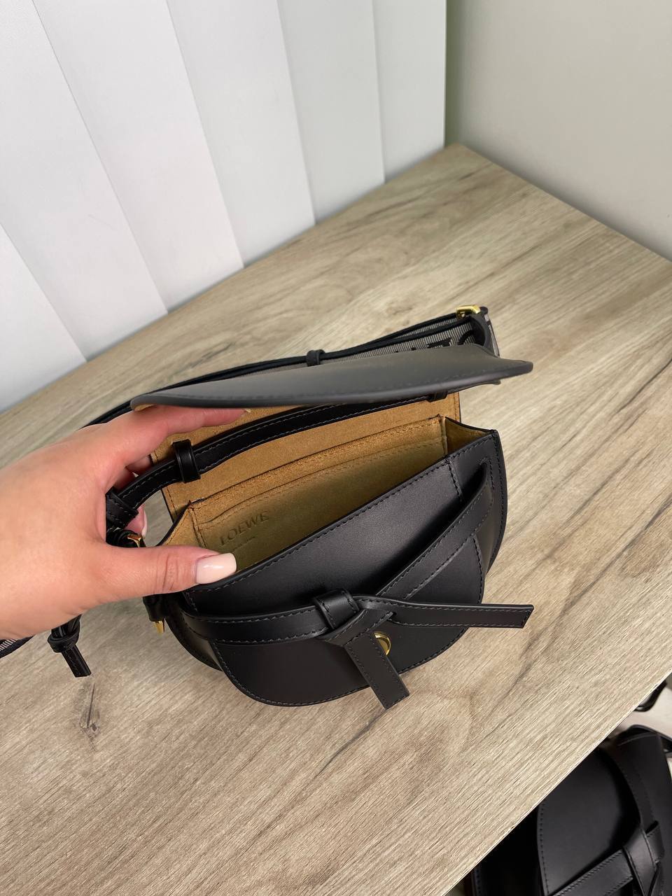 Элитная сумка 19*13 см Loewe BP-22597 Элитная сумка 19*13 см Loewe BP-22597