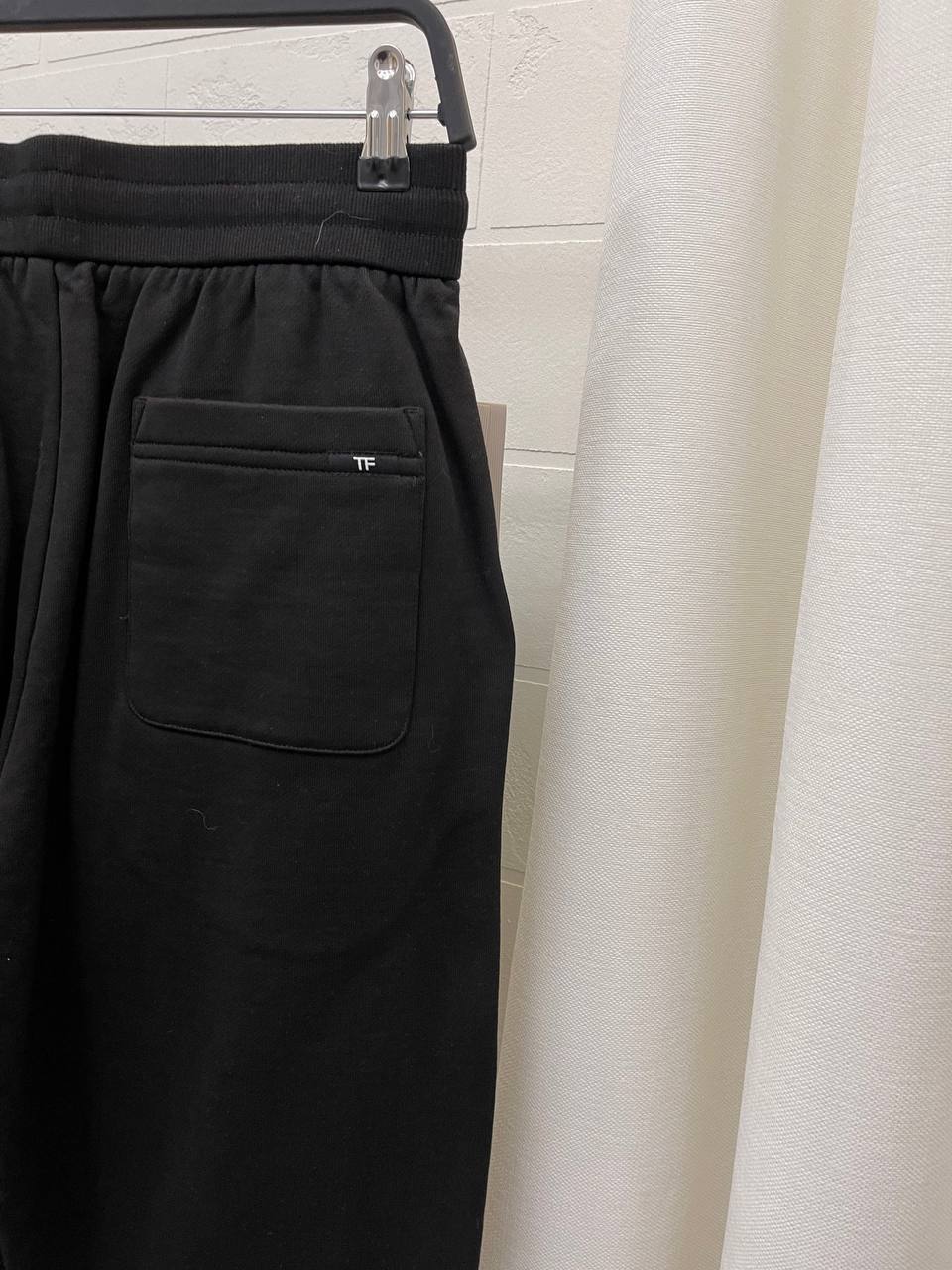 Спортивный костюм Tom Ford BP-46160 Спортивный костюм Tom Ford BP-46160