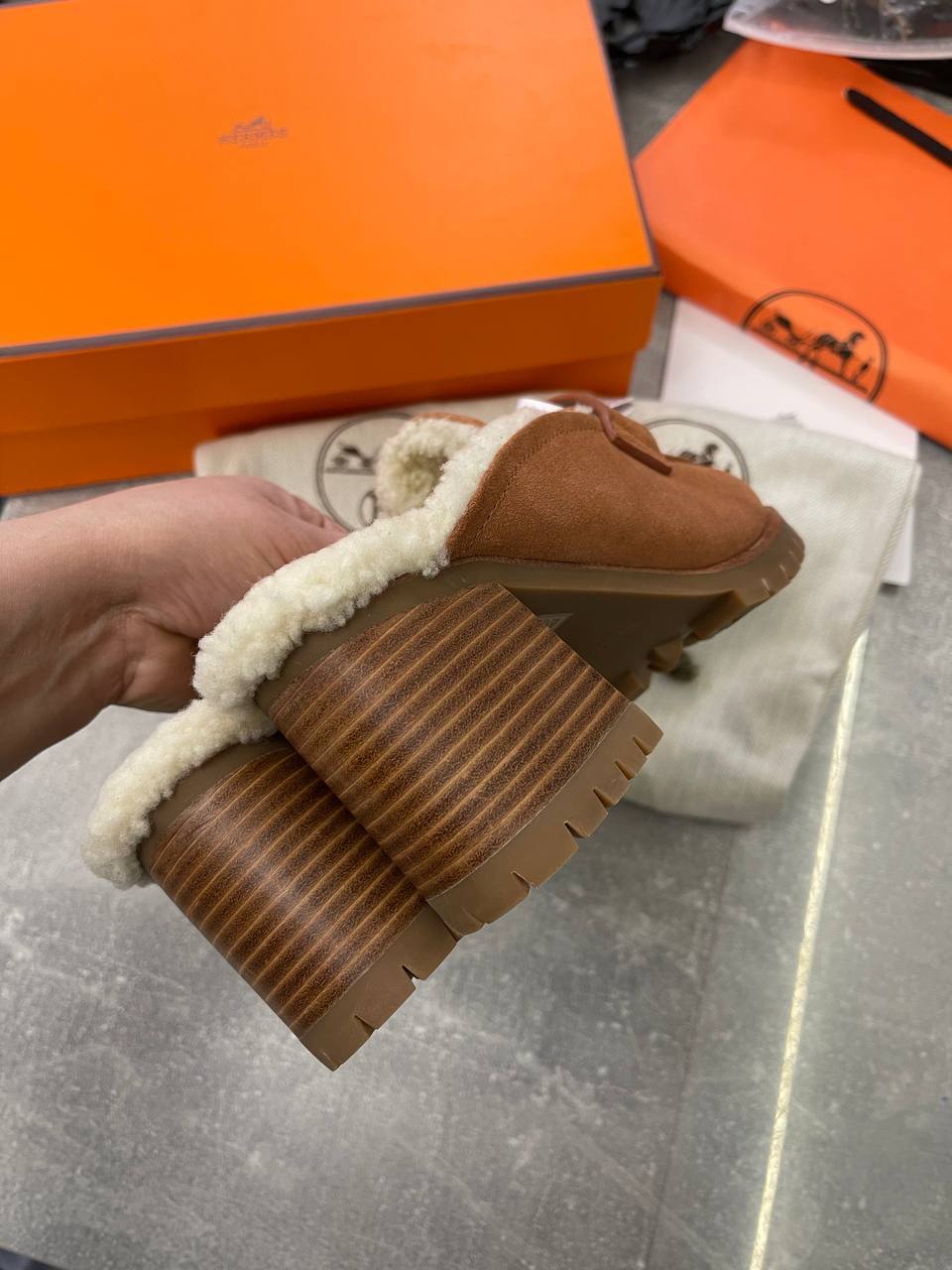 Эксклюзивные мюли Hermes BP-44228 Эксклюзивные мюли Hermes BP-44228