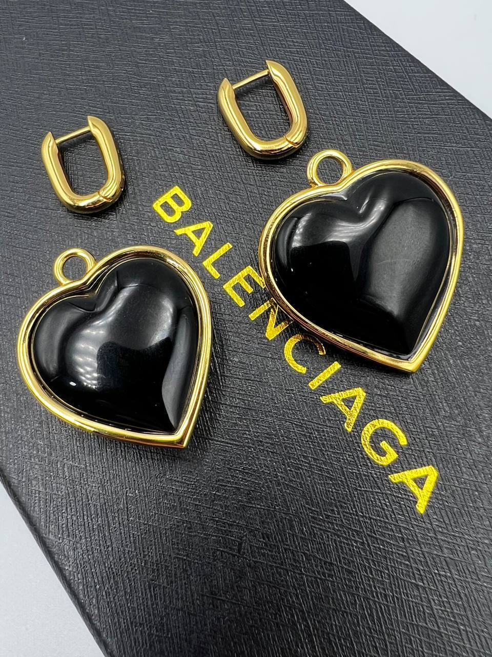 Трендовые серьги Balenciaga BP-48085 Трендовые серьги Balenciaga BP-48085