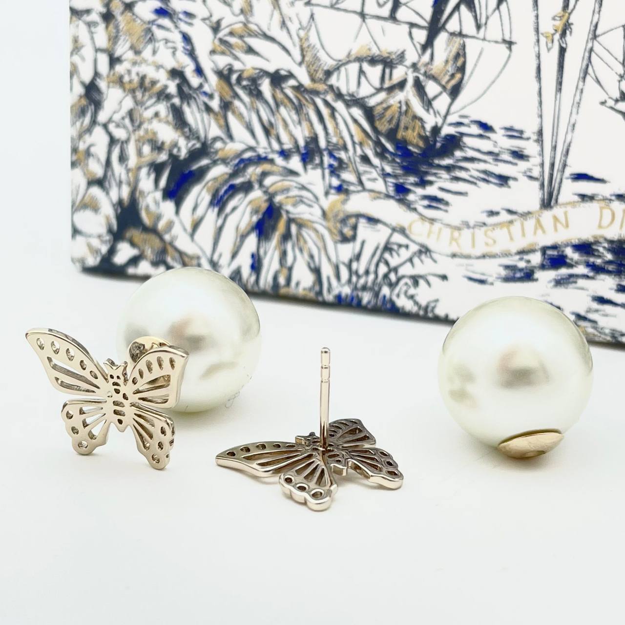 Дизайнерские серьги Christian Dior BP-52118 Дизайнерские серьги Christian Dior BP-52118