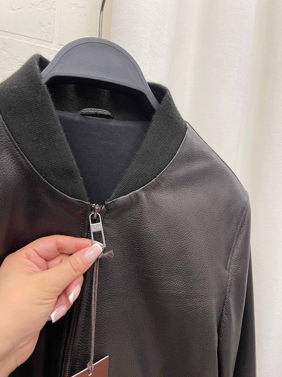 Кожаная премиальная куртка Loro Piana BP-45786 Кожаная премиальная куртка Loro Piana BP-45786