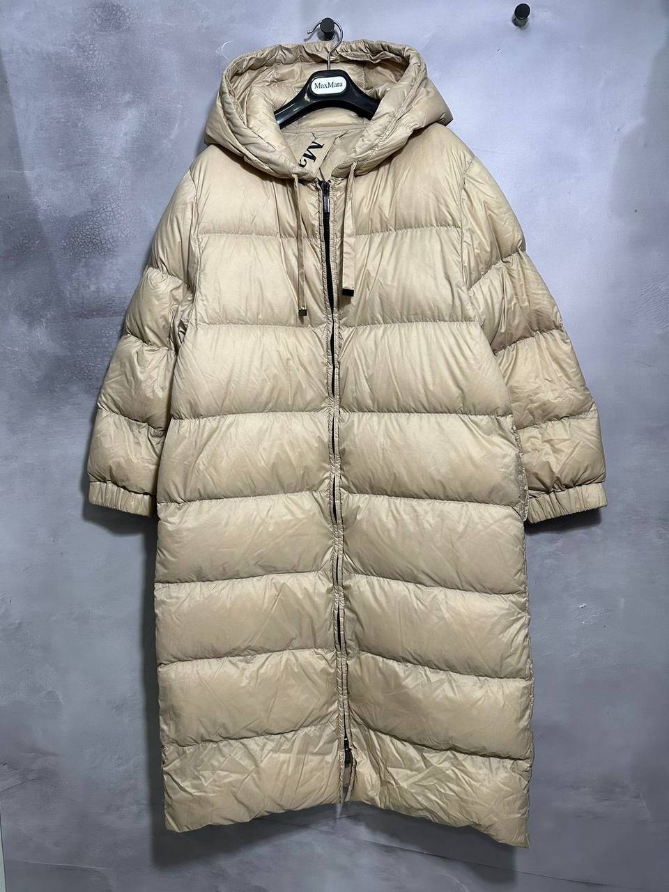 Пуховик Max Mara BP-43356 коллекционный Пуховик Max Mara BP-43356 коллекционный