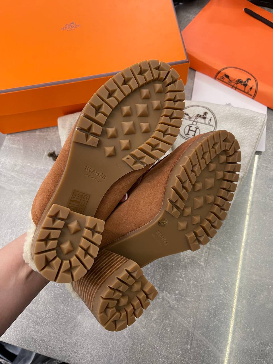 Эксклюзивные мюли Hermes BP-44228 Эксклюзивные мюли Hermes BP-44228