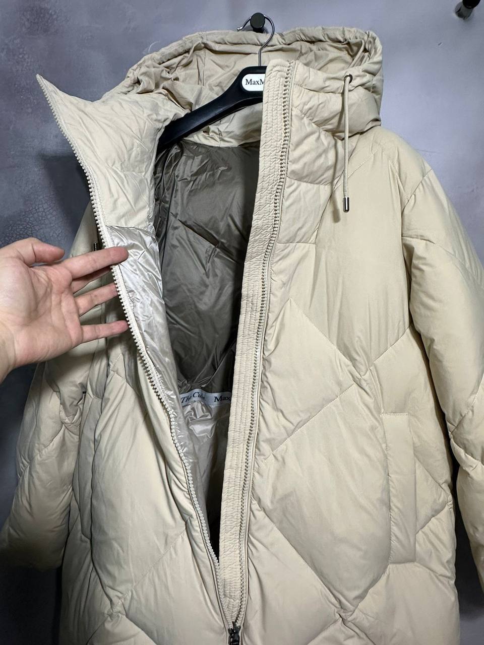 Пуховик Max Mara BP-43356 коллекционный Пуховик Max Mara BP-43356 коллекционный