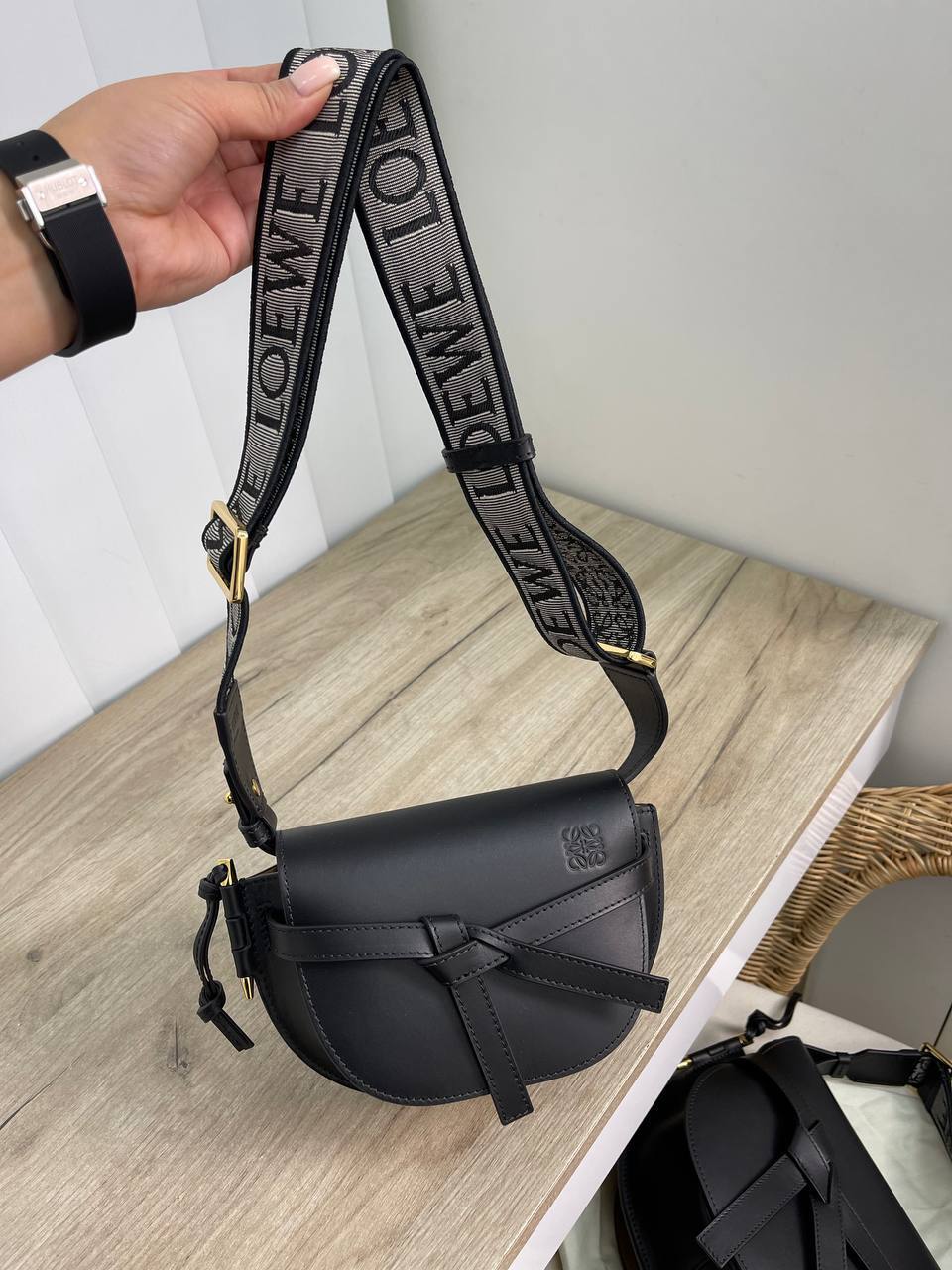 Элитная сумка 19*13 см Loewe BP-22597 Элитная сумка 19*13 см Loewe BP-22597