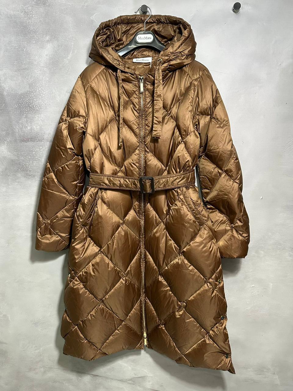 Пуховик Max Mara BP-43351 премиум Пуховик Max Mara BP-43351 премиум