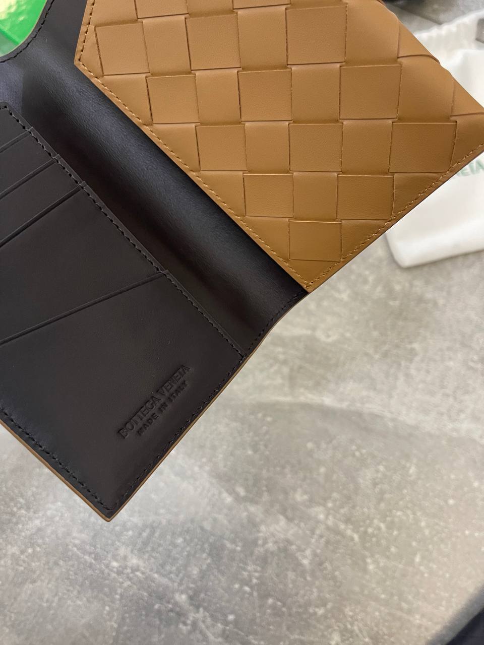 Обложка премиум для паспорта Bottega Veneta BP-42068 Обложка премиум для паспорта Bottega Veneta BP-42068