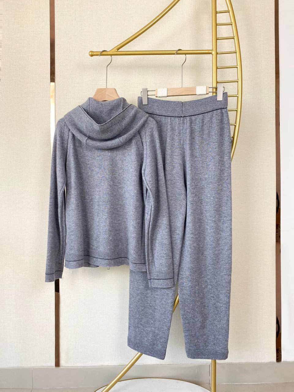 Спортивный костюм Loro Piana BP-25369 премиум Спортивный костюм Loro Piana BP-25369 премиум