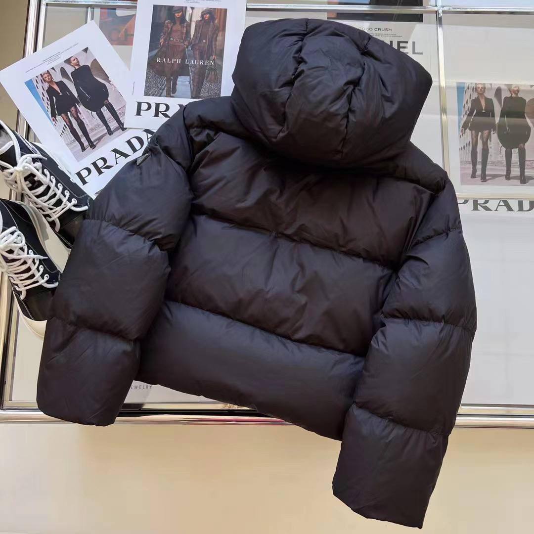 Пуховик Prada BP-19528 коллекционный Пуховик Prada BP-19528 коллекционный