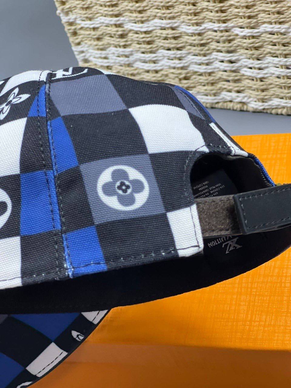 Louis Vuitton BP-16680 бейсболка мужская Louis Vuitton BP-16680 бейсболка мужская