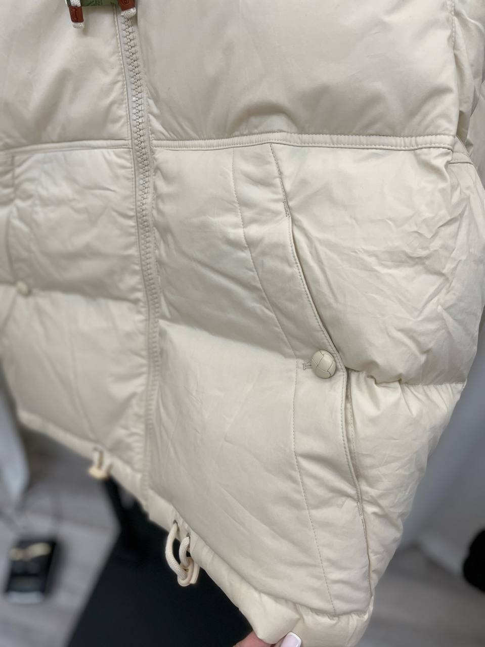 Повседневный пуховик Gucci BP-40690 Повседневный пуховик Gucci BP-40690