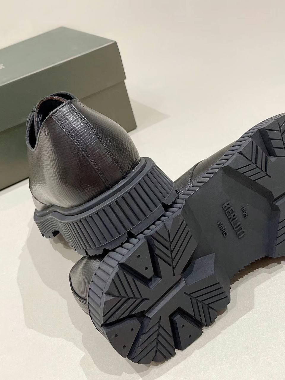 Дизайнерские туфли Berluti BP-20098 Дизайнерские туфли Berluti BP-20098