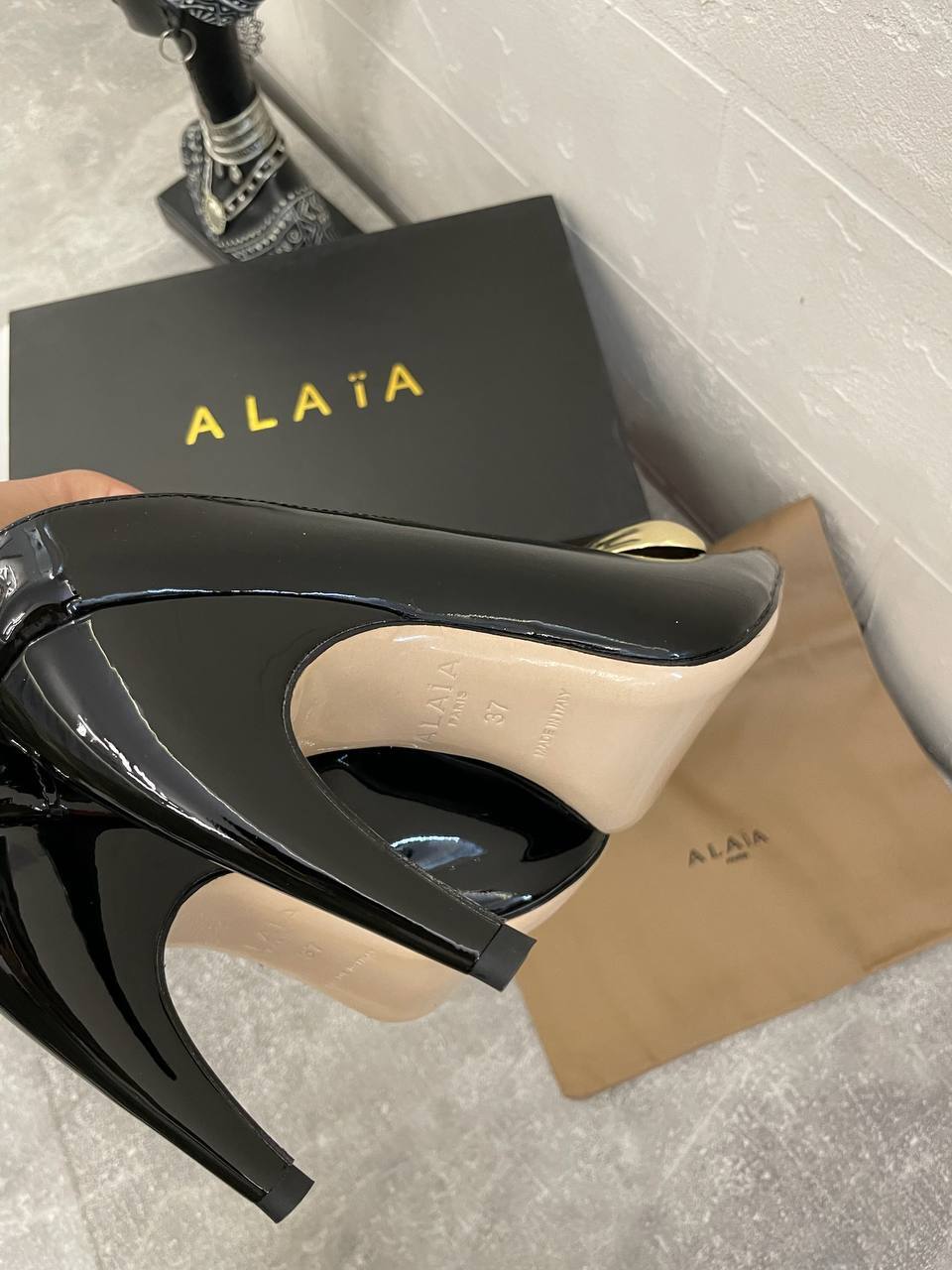 Трендовые туфли Alaia BP-51993 Трендовые туфли Alaia BP-51993