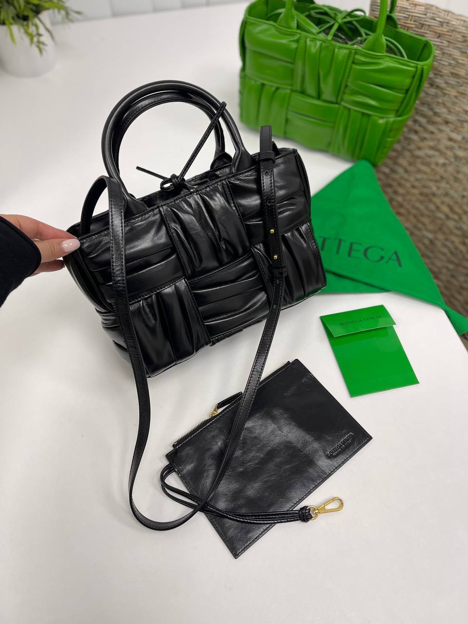 Коллекционная женская сумка Bottega Veneta BP-28615 Коллекционная женская сумка Bottega Veneta BP-28615