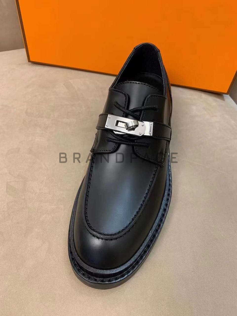 Женские лоферы из кожи Hermes BPLUX12483 Женские лоферы из кожи Hermes BPLUX12483