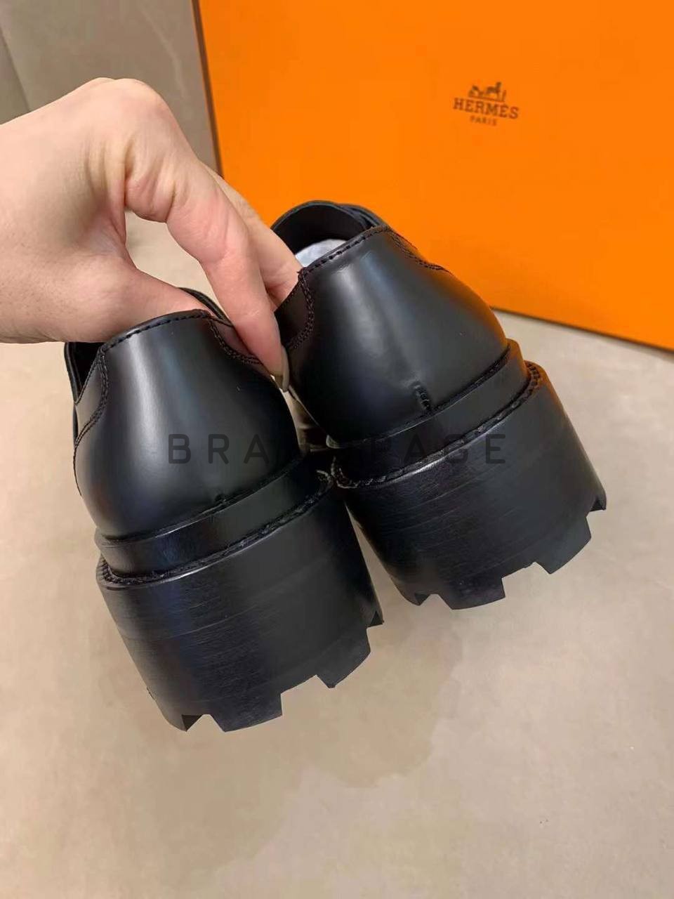 Женские лоферы из кожи Hermes BPLUX12483 Женские лоферы из кожи Hermes BPLUX12483