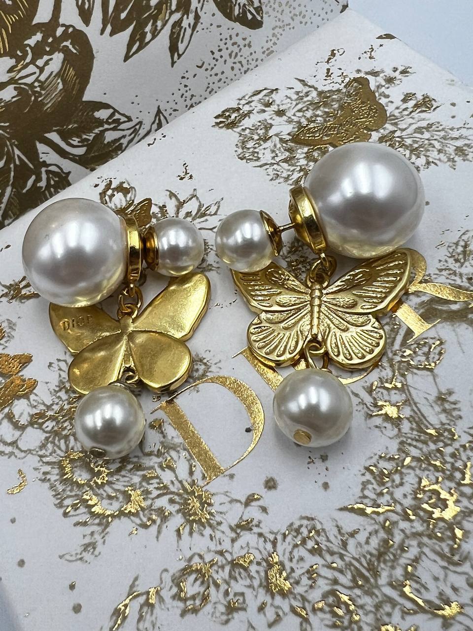 Коллекционные серьги Christian Dior BP-46638 Коллекционные серьги Christian Dior BP-46638