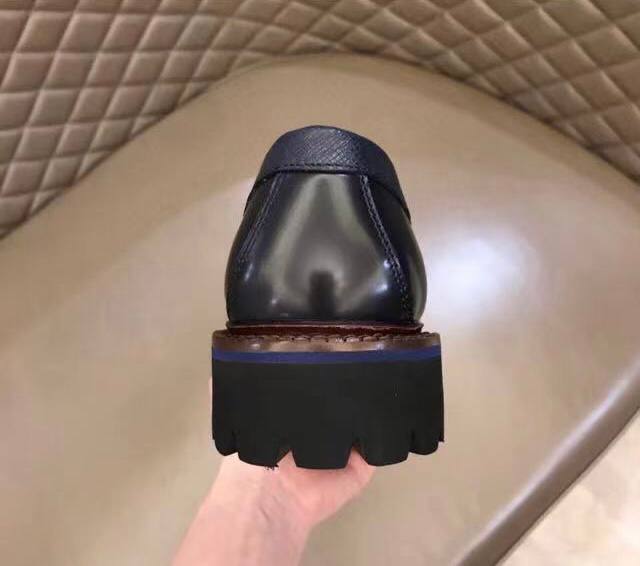 Лоферы Louis Vuitton повседневные BP-23121 Лоферы Louis Vuitton повседневные BP-23121