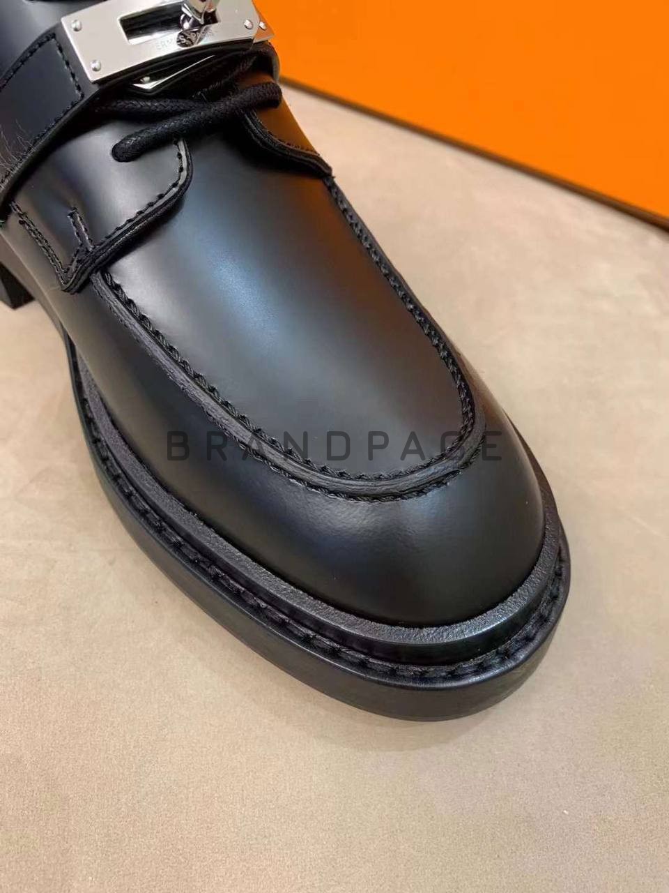 Женские лоферы из кожи Hermes BPLUX12483 Женские лоферы из кожи Hermes BPLUX12483