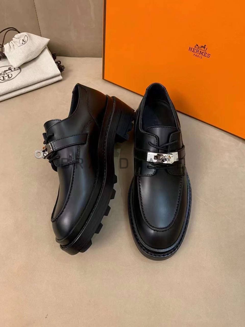 Женские лоферы из кожи Hermes BPLUX12483 Женские лоферы из кожи Hermes BPLUX12483