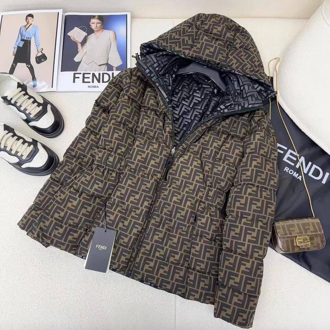 Двухсторонний пуховик Fendi BP-41388 люкс Двухсторонний пуховик Fendi BP-41388 люкс