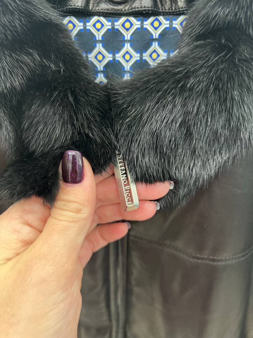 Кожаная куртка с меховой отделкой Stefano Ricci BP-43189 Кожаная куртка с меховой отделкой Stefano Ricci BP-43189