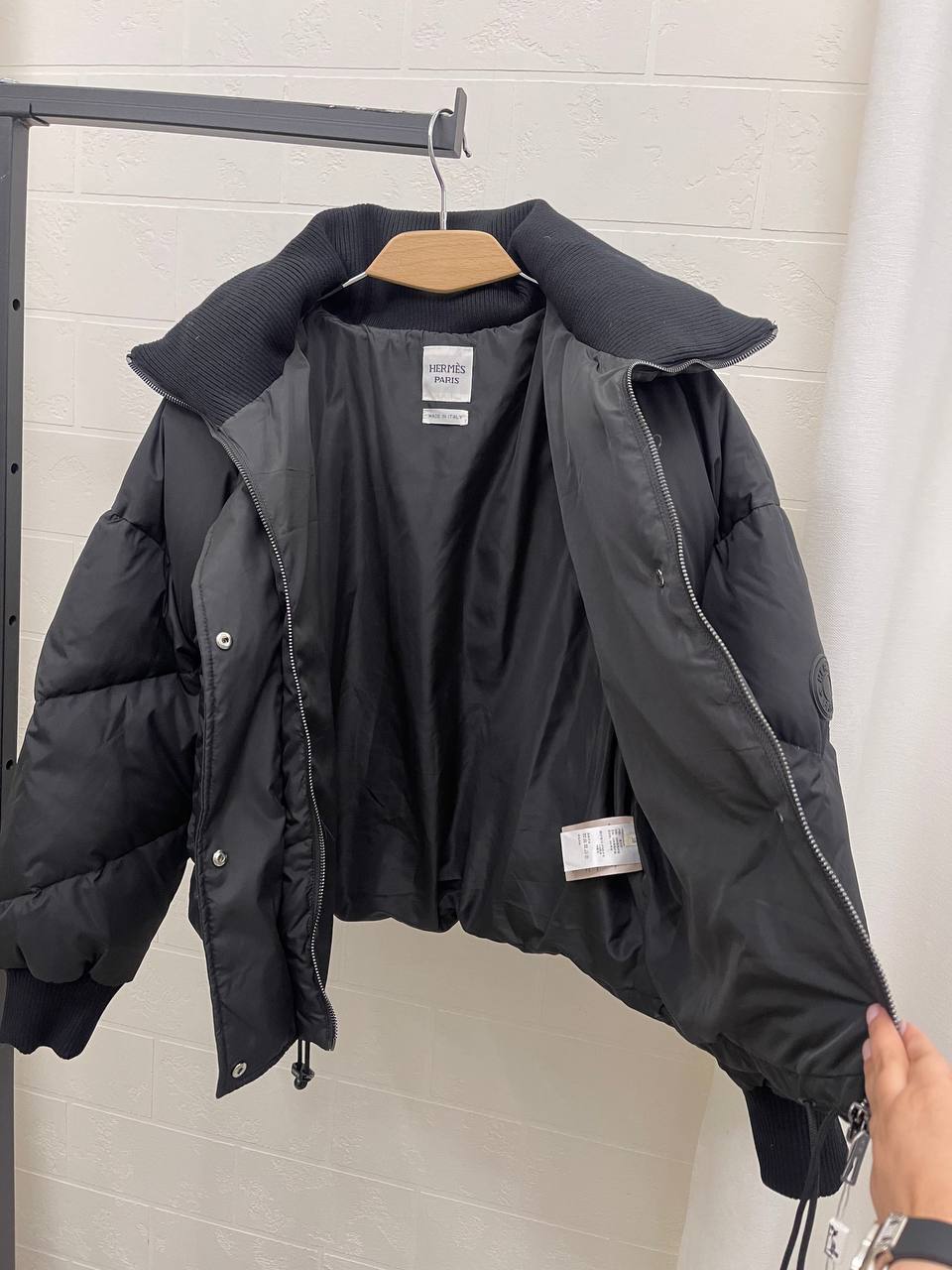 Пуховик Hermes BP-43185 эксклюзив Пуховик Hermes BP-43185 эксклюзив