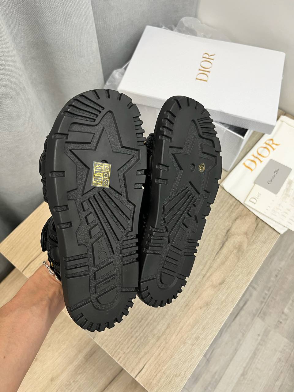 Трендовые сандалии Christian Dior BP-50028 Трендовые сандалии Christian Dior BP-50028