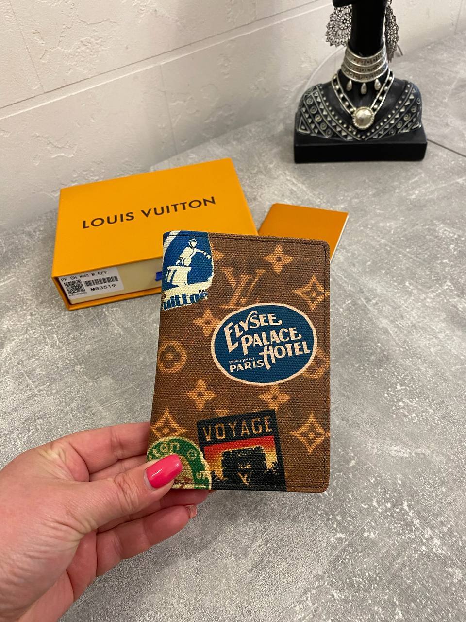 Обложка стильная на паспорт Louis Vuitton BP-50480 Обложка стильная на паспорт Louis Vuitton BP-50480