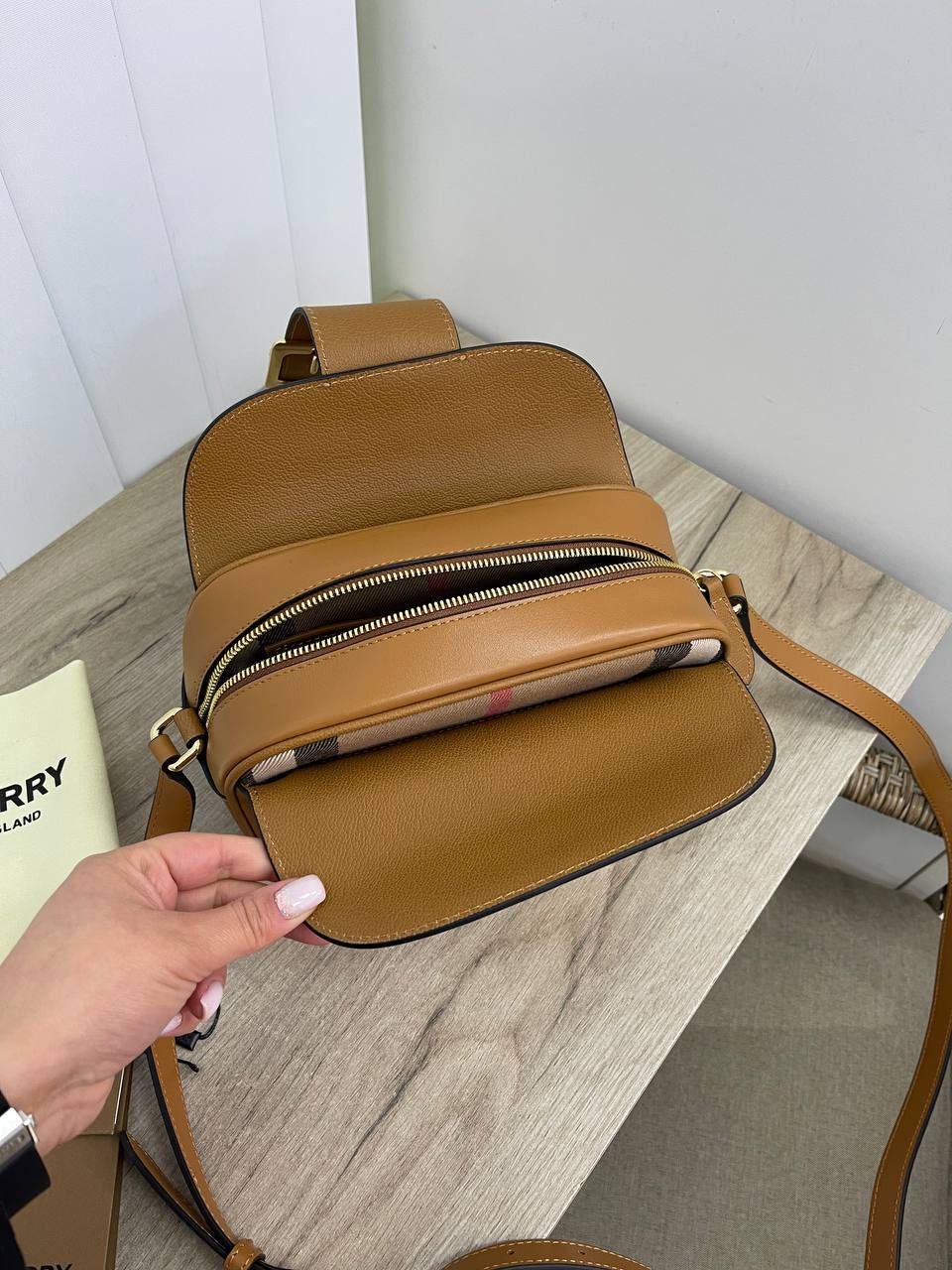 Сумка женская Burberry BP-30182 элитная Сумка женская Burberry BP-30182 элитная