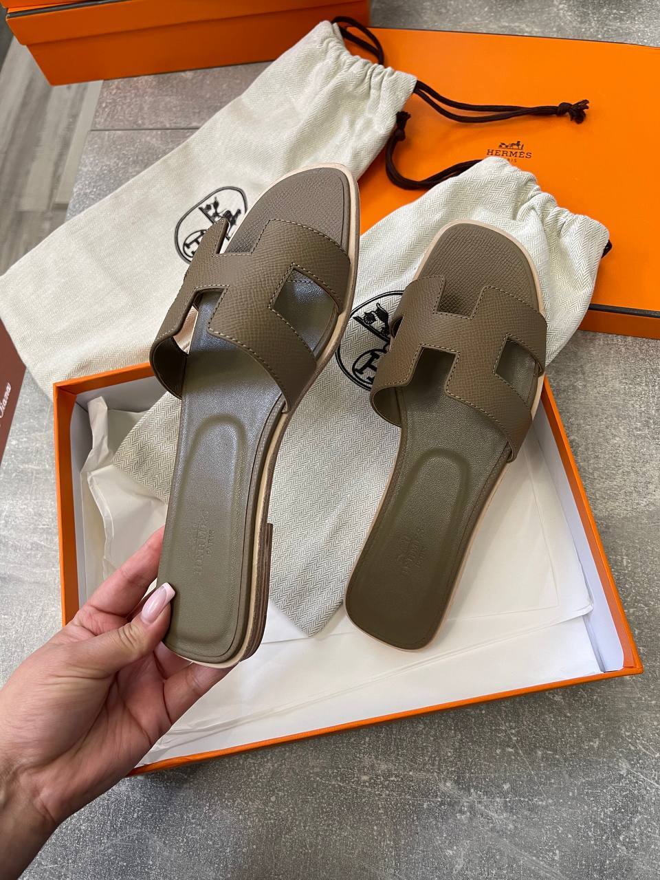 Сандалии трендовые Hermes BP-49808 Сандалии трендовые Hermes BP-49808