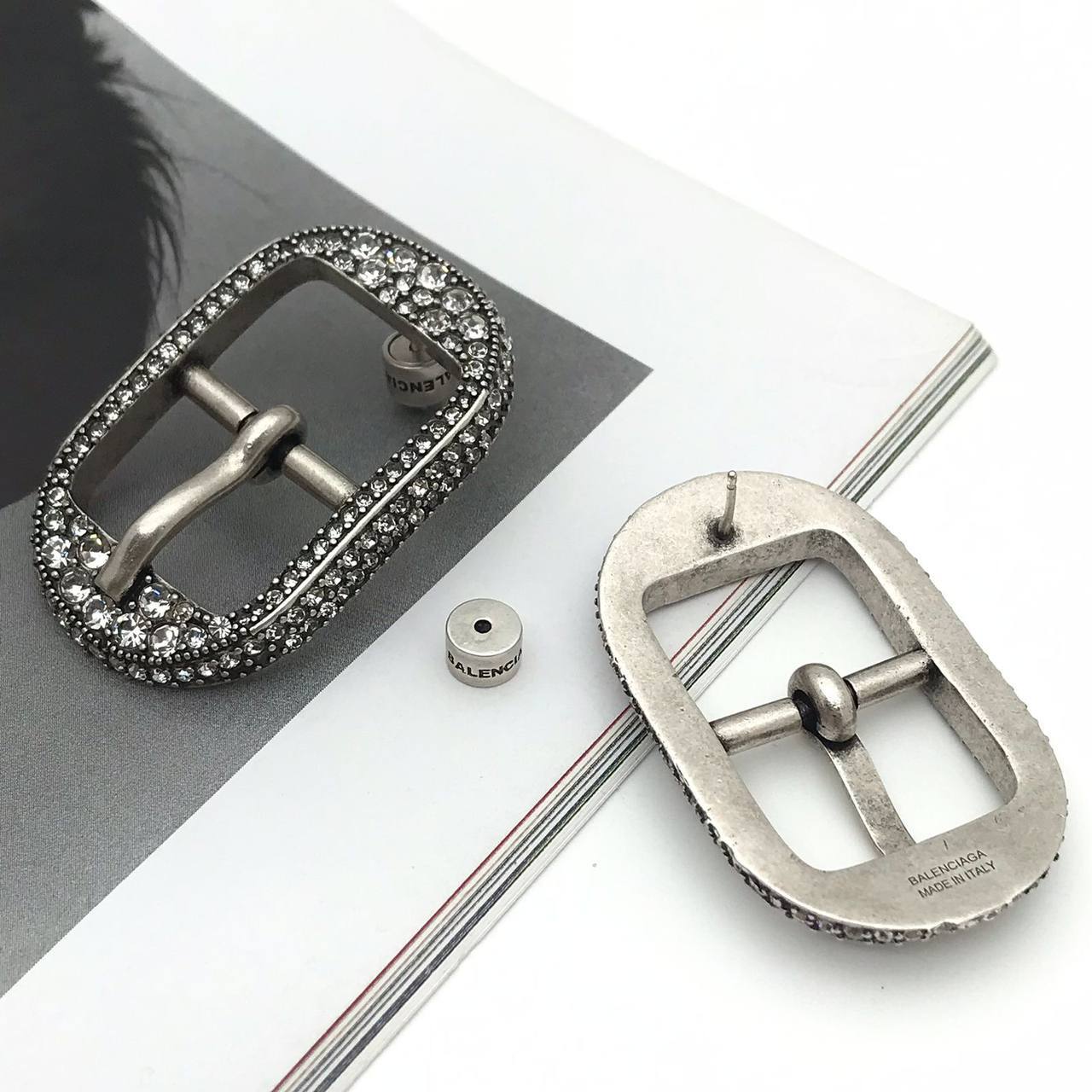 Коллекционные серьги Balenciaga BP-36283 Коллекционные серьги Balenciaga BP-36283