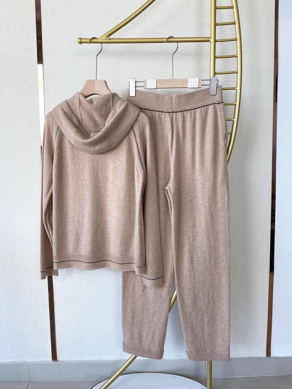 Элитный костюм для спорта Loro Piana BP-25368 Элитный костюм для спорта Loro Piana BP-25368