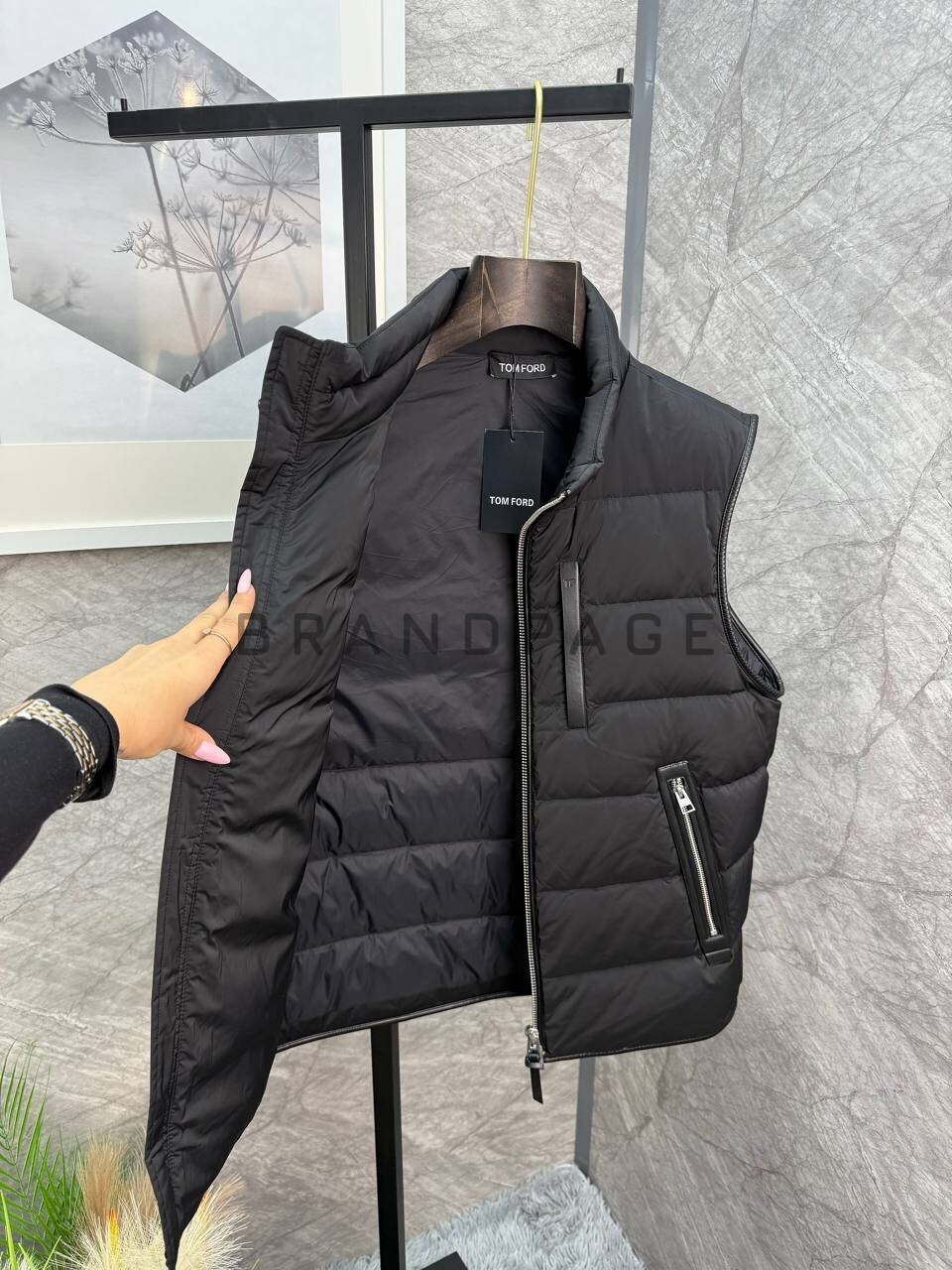 Жилет из нейлона Tom Ford BPLUX5594 Жилет из нейлона Tom Ford BPLUX5594