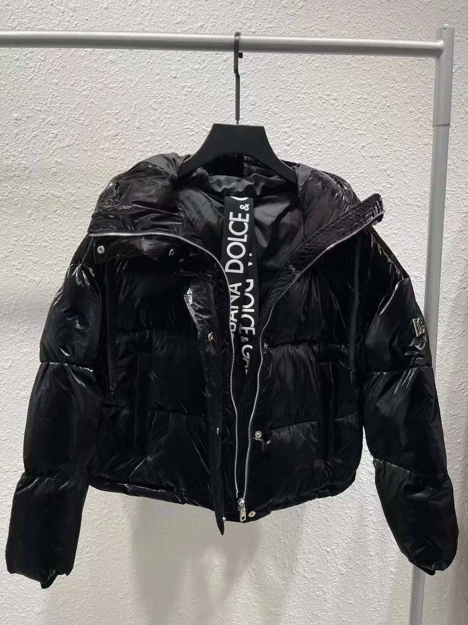 Пуховик Dolce & Gabbana BP-25649 премиум Пуховик Dolce & Gabbana BP-25649 премиум