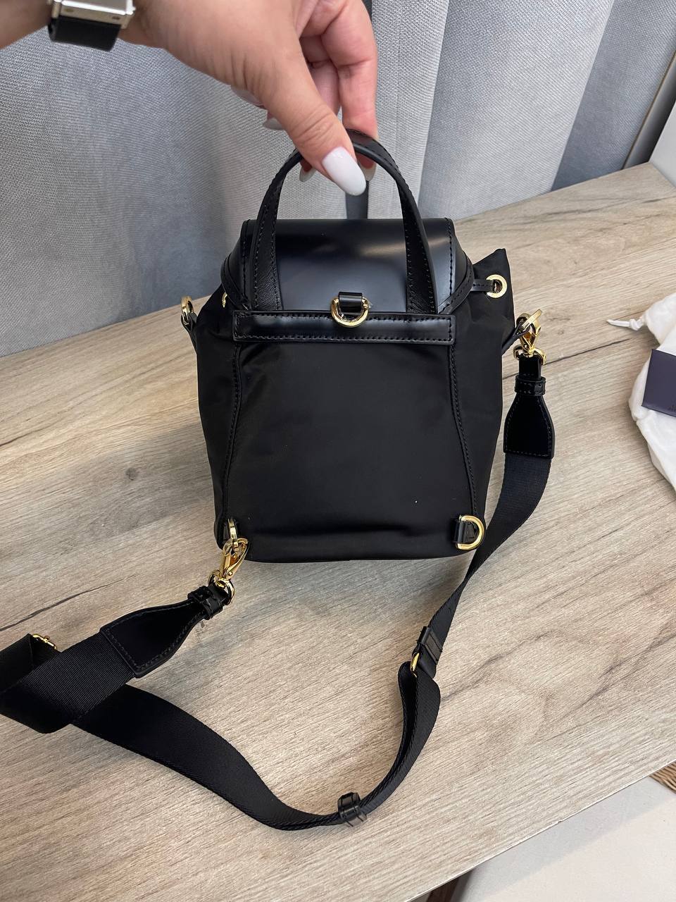 Трендовая сумка-слинг Prada BP-42454 Трендовая сумка-слинг Prada BP-42454