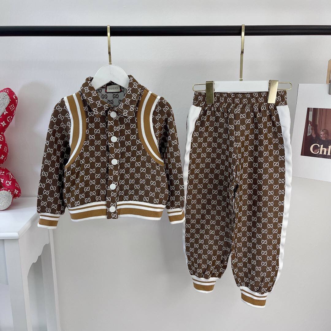 Костюм Gucci дизайнерский BP-25394 Костюм Gucci дизайнерский BP-25394