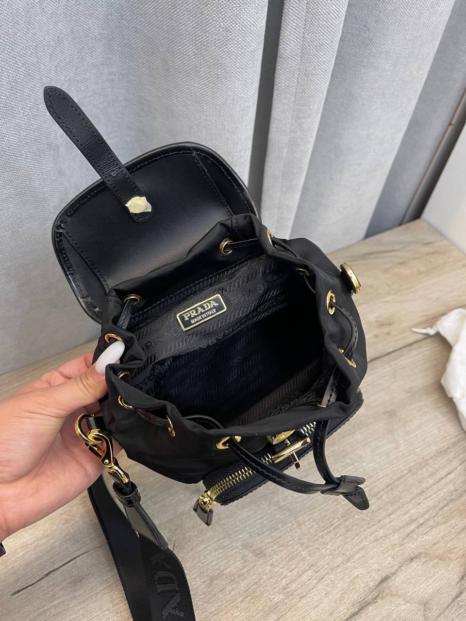 Трендовая сумка-слинг Prada BP-42454 Трендовая сумка-слинг Prada BP-42454