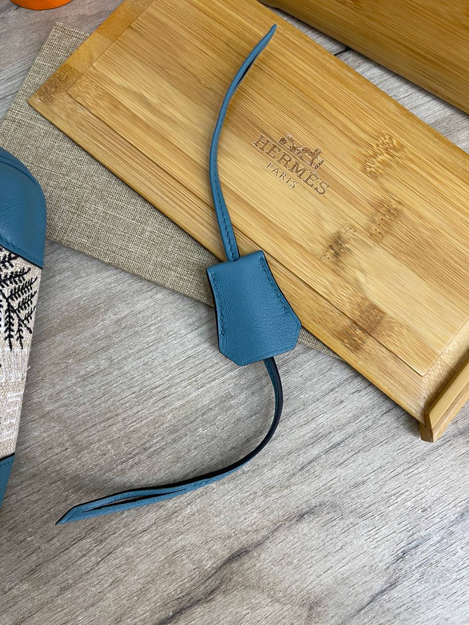 Трендовая сумка Birkin женская 30 см, GHW, Hermes BP-28574 Трендовая сумка Birkin женская 30 см, GHW, Hermes BP-28574