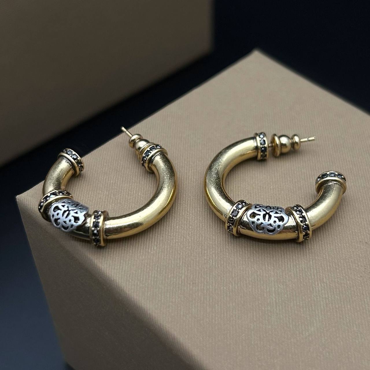 Трендовые серьги Alexander McQueen BP-47262 Трендовые серьги Alexander McQueen BP-47262