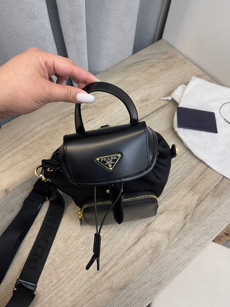 Трендовая сумка-слинг Prada BP-42454 Трендовая сумка-слинг Prada BP-42454