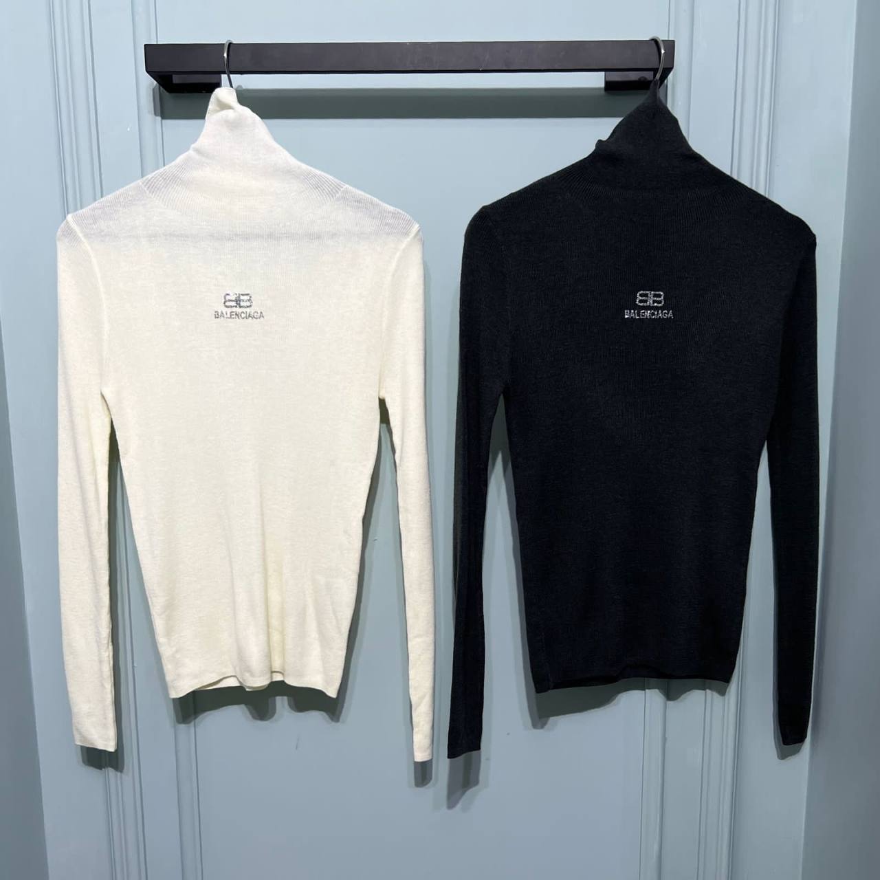 Водолазка Balenciaga трендовая BP-24492 Водолазка Balenciaga трендовая BP-24492