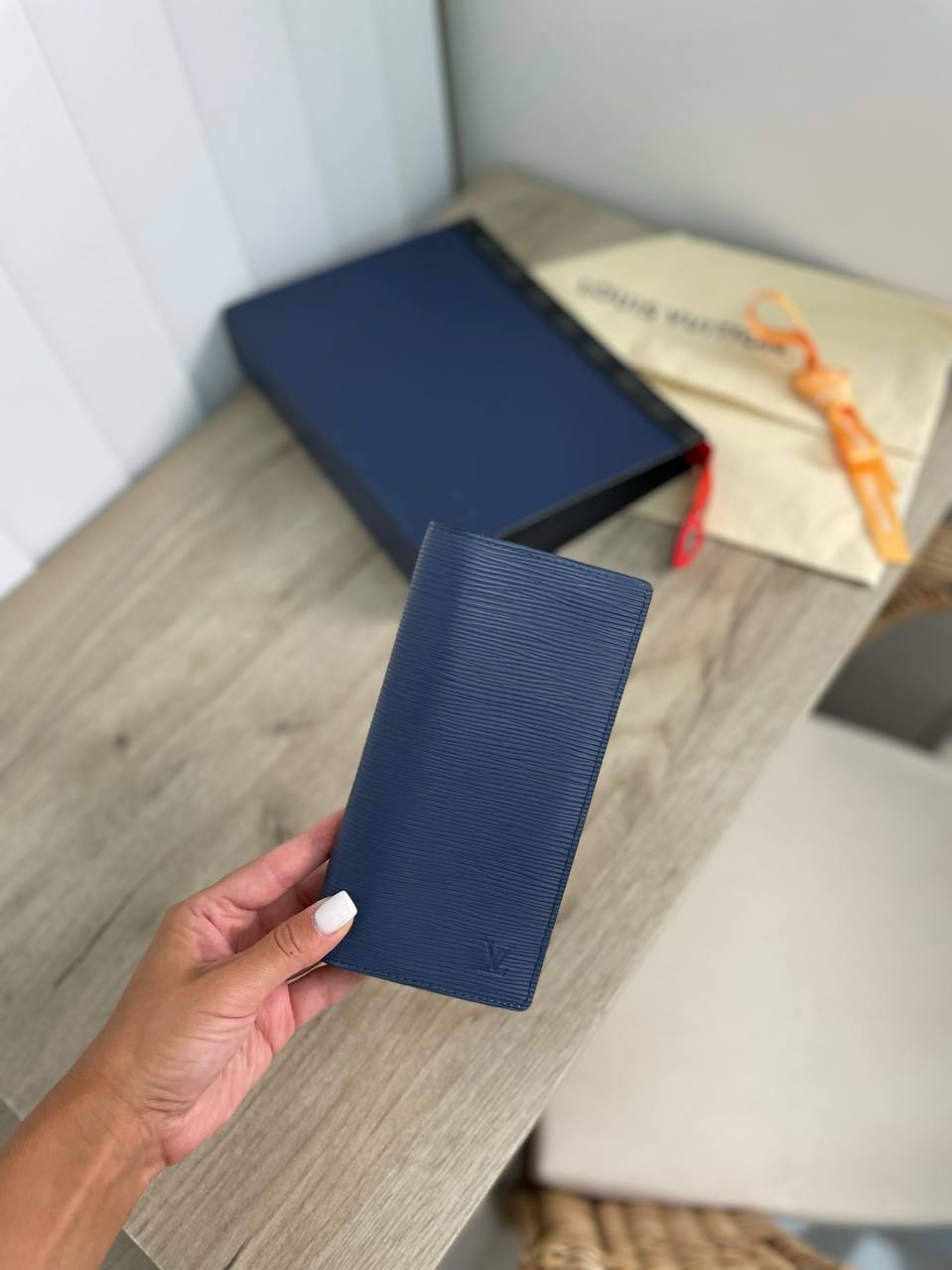 Купюрница коллекционная Louis Vuitton BP-16644 Купюрница коллекционная Louis Vuitton BP-16644