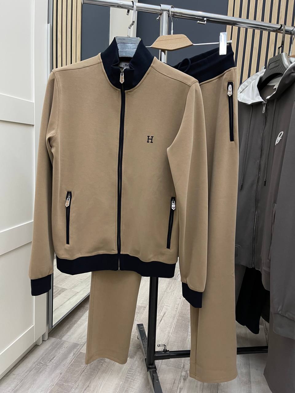 Спортивный костюм Hermes BP-46234 Спортивный костюм Hermes BP-46234