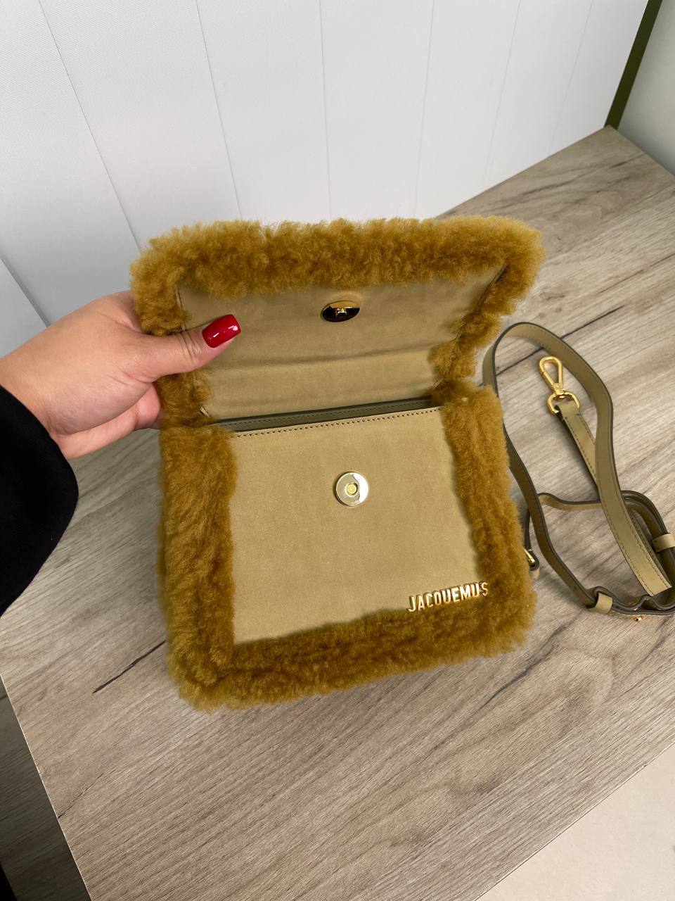 Дизайнерская женская сумка Jacquemus BP-20042 Дизайнерская женская сумка Jacquemus BP-20042