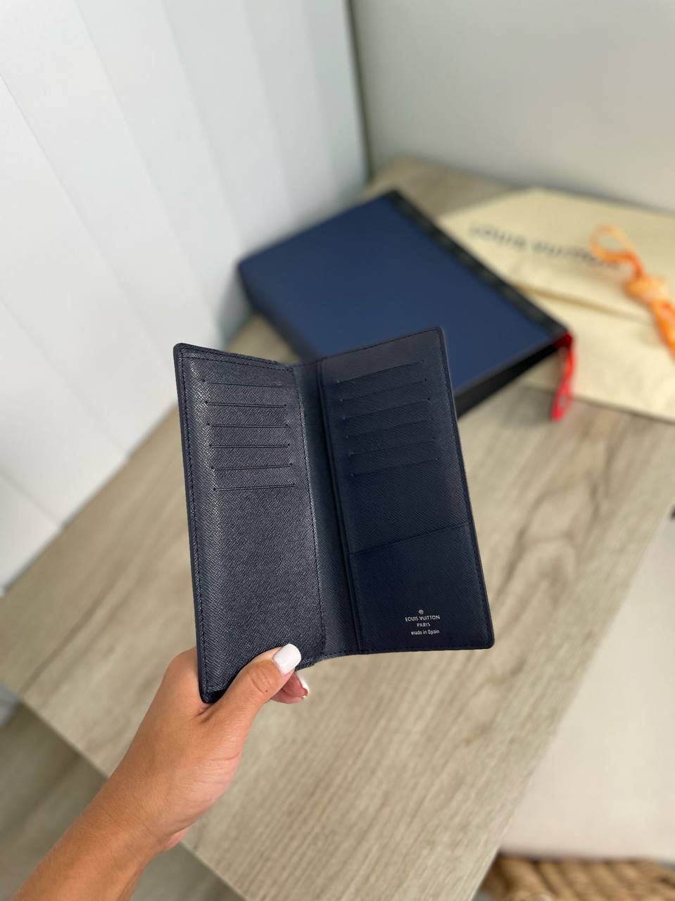 Купюрница коллекционная Louis Vuitton BP-16644 Купюрница коллекционная Louis Vuitton BP-16644